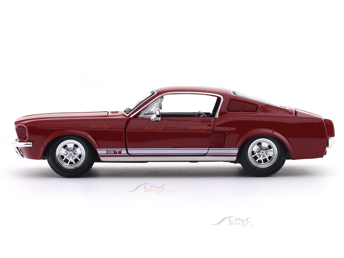 1967 Ford Mustang GT Acrylic Case 1:24 Bburago Licensed Diecast Scale Model Car Collectible
