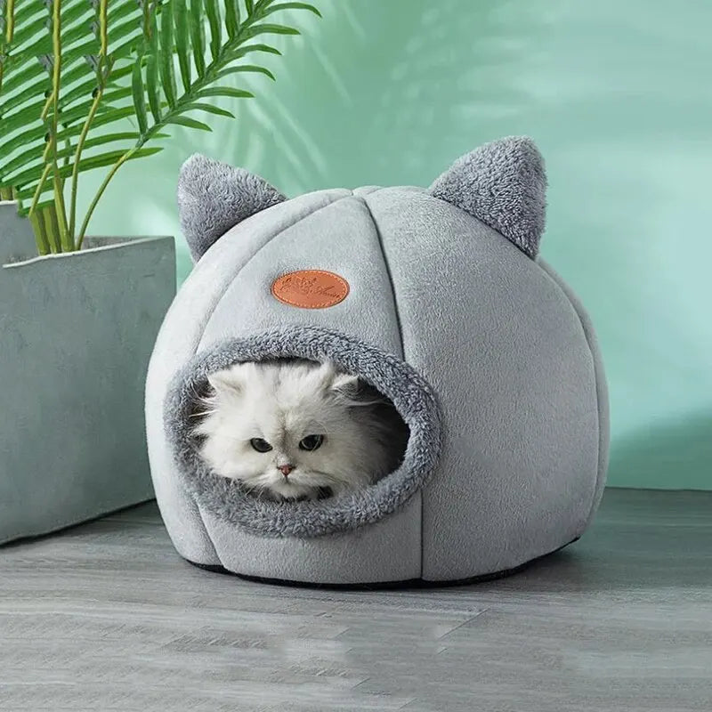 “Cozy Cat Bed House – Soft Warm Pet Cave for Indoor Cats & Kittens”